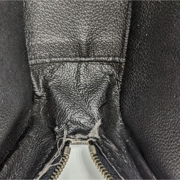 Louis Vuitton Trousse De Toilette - Picture 16 of 16